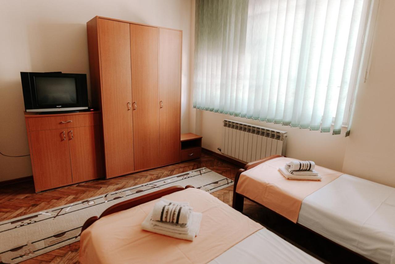 Apartman Milenijum 贝尔格莱德 外观 照片